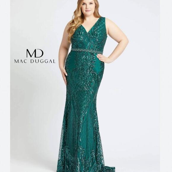 NWT Mac Duggal 77670 Beaded Belt Sequin Dress Emerald 14W